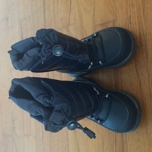 Lands End Toddler boots size 6